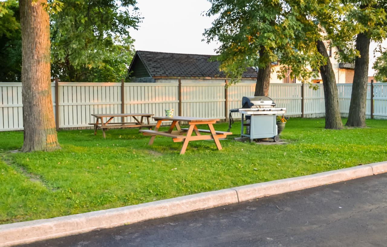 Royal Windsor Motel Kültér fotó